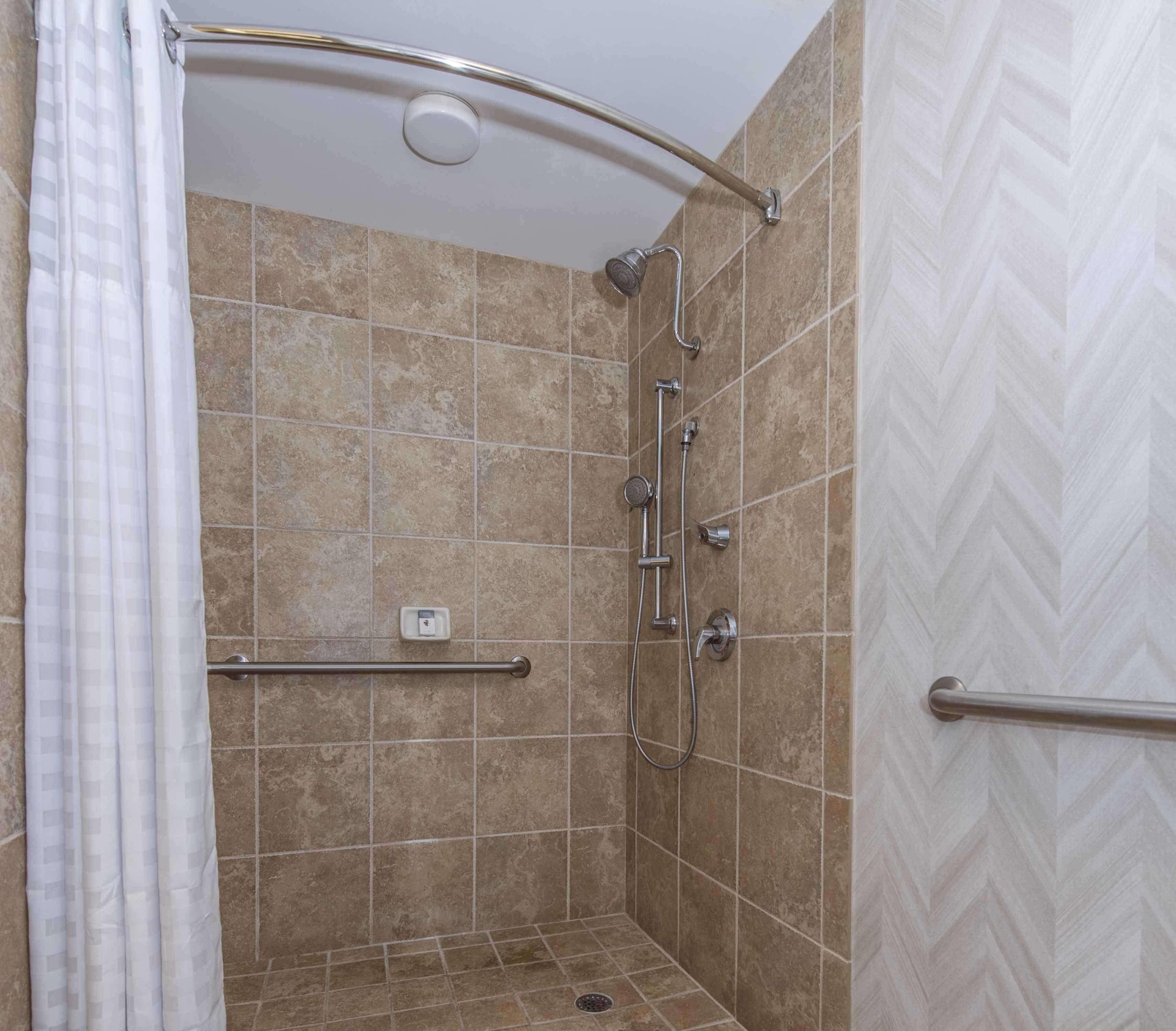 מלון Doubletree By Hilton North Charleston - Convention Center מראה חיצוני תמונה