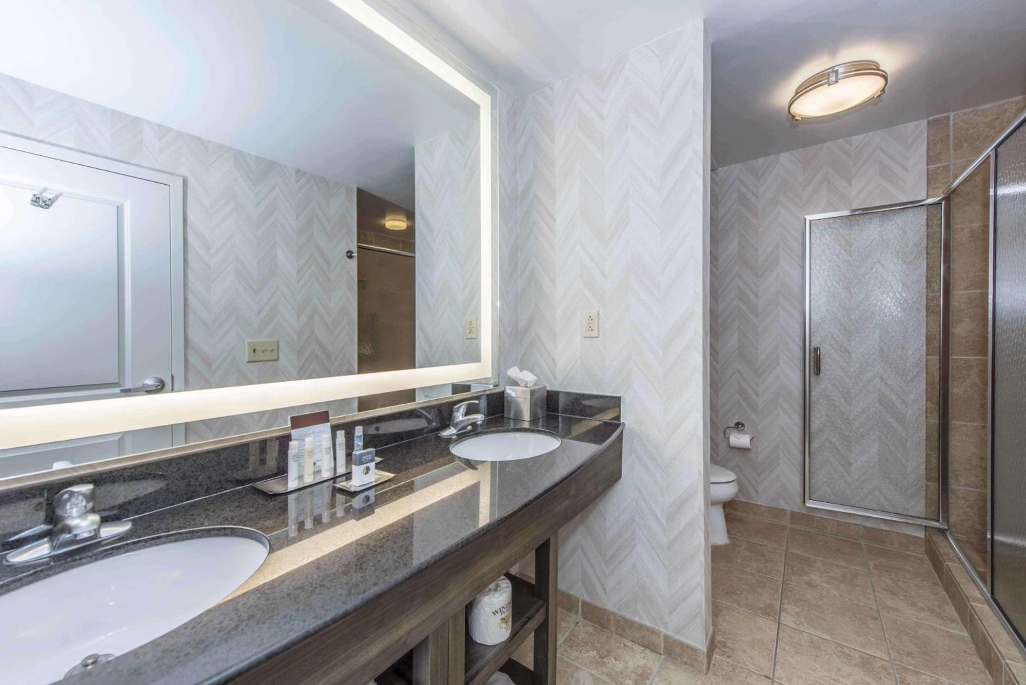 מלון Doubletree By Hilton North Charleston - Convention Center מראה חיצוני תמונה